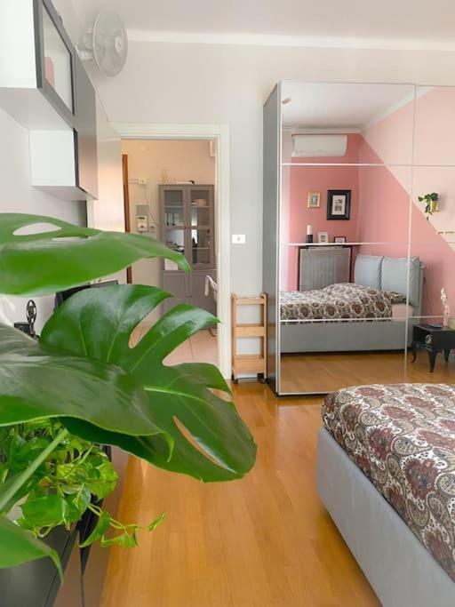 A Casa Di Gin Milano Villa Buitenkant foto